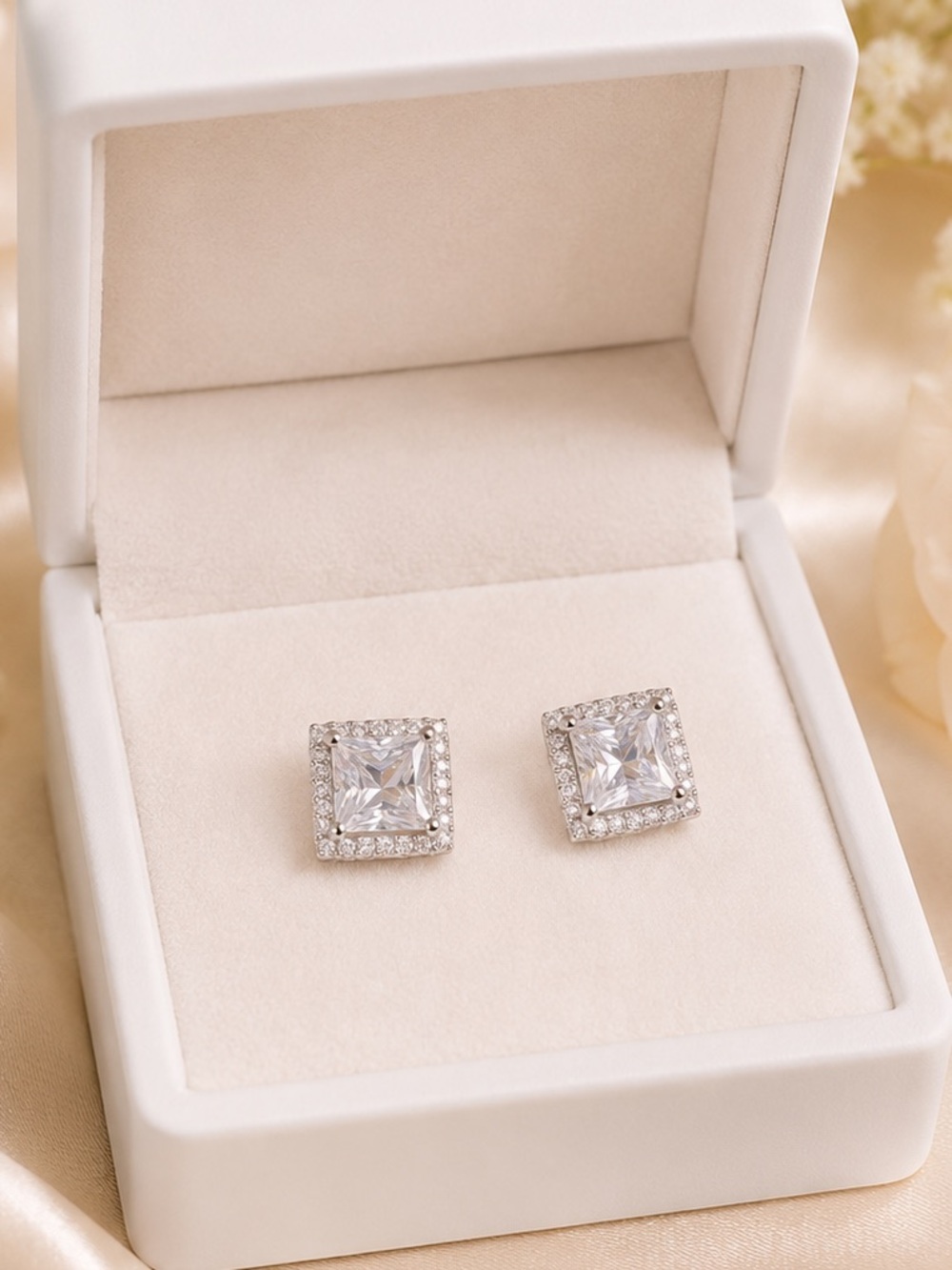 💎 SOLID STERLING SILVER 1.6 CT PRINCESS-CUT HALO MOISSANITE EARRINGS 💎